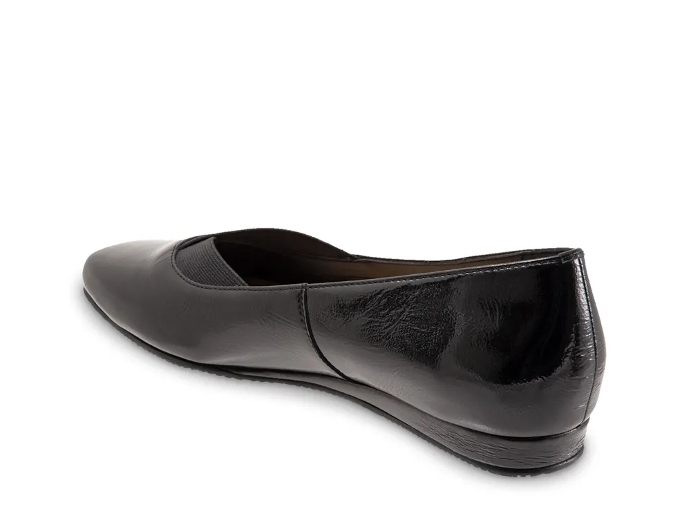 Viana Slip-On