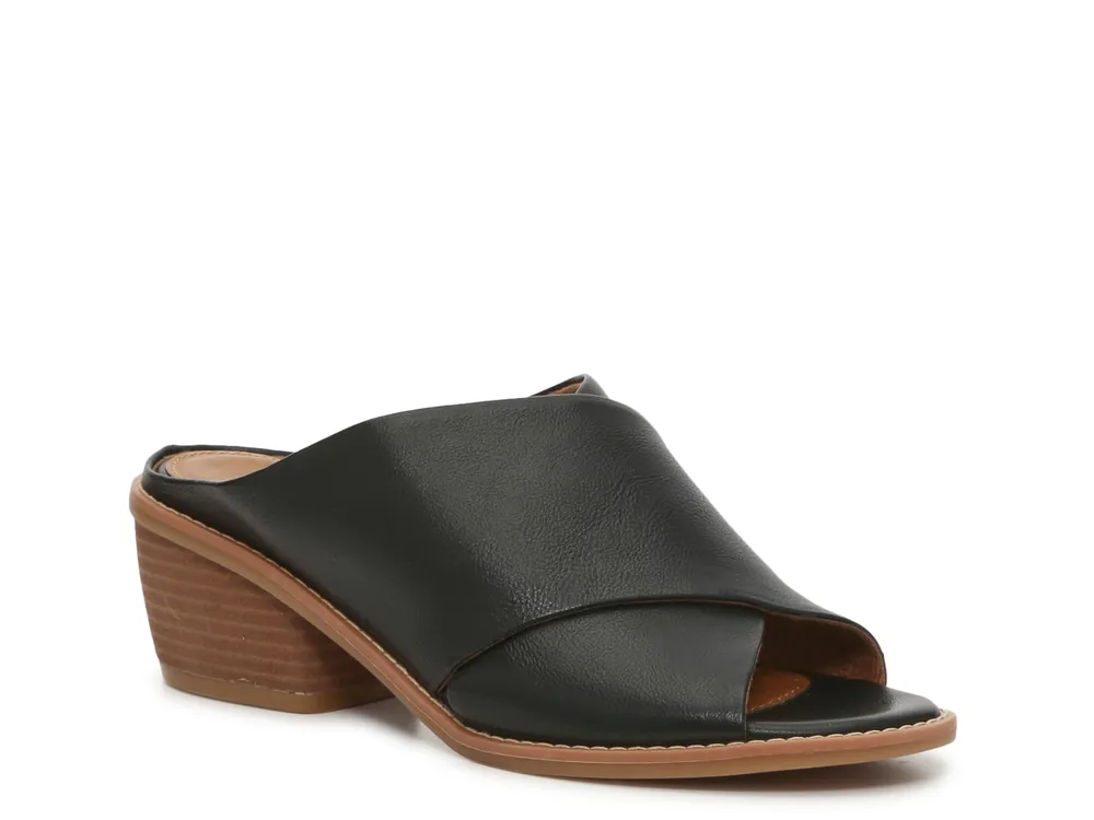 Cidney Sandal