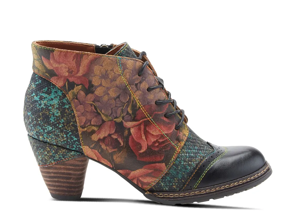 Gimmielove Bootie