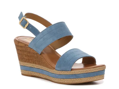 Leuca Wedge Sandal
