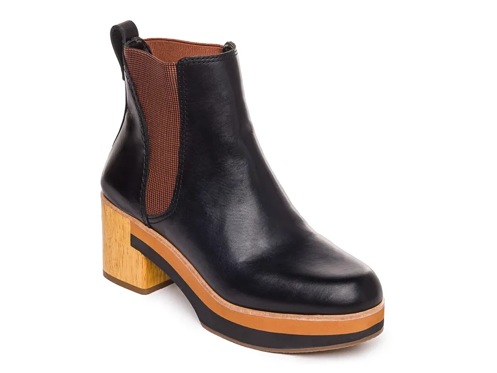 Shawnee Chelsea Boot