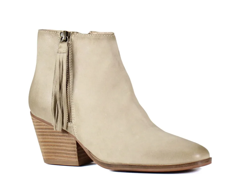 Intuitive Bootie