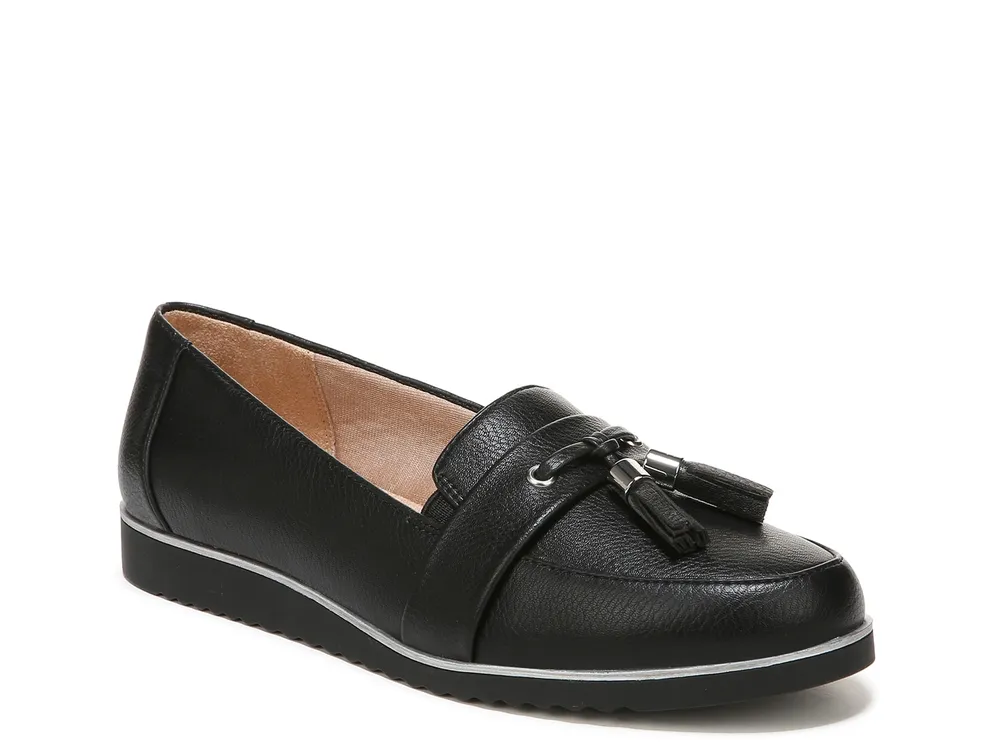 Zee Tassel Loafer