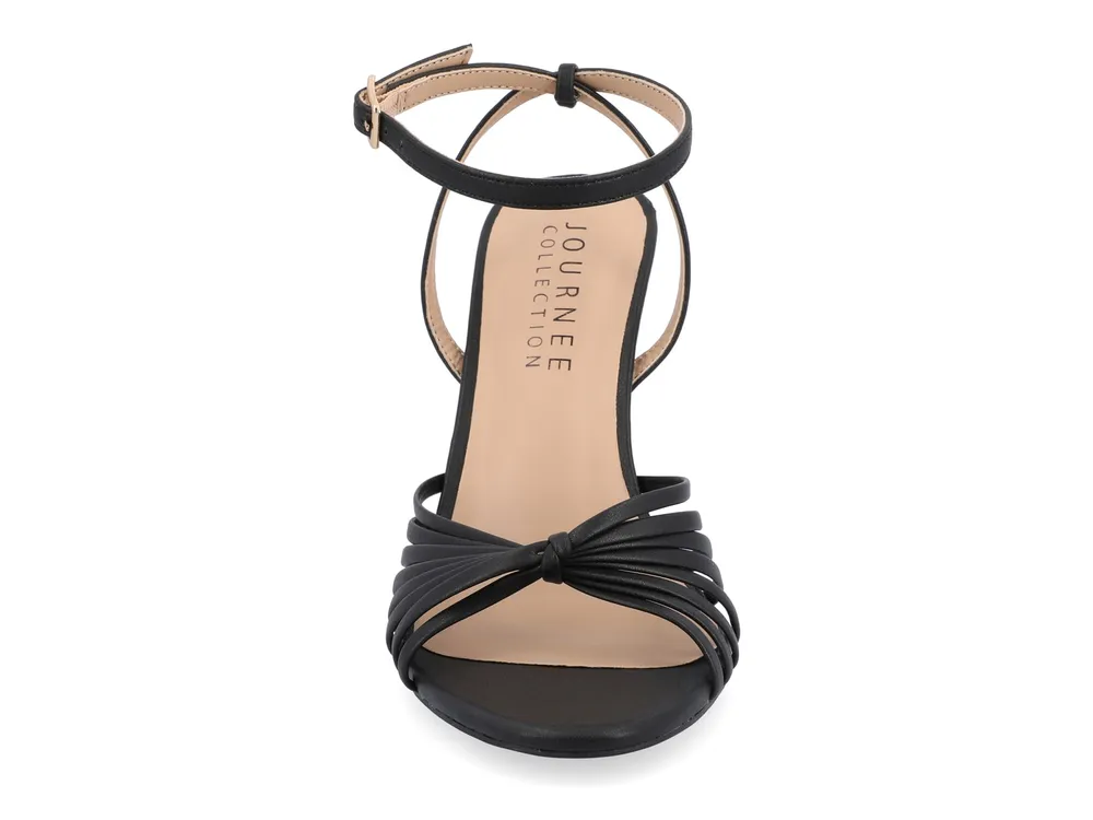 Vanita Sandal