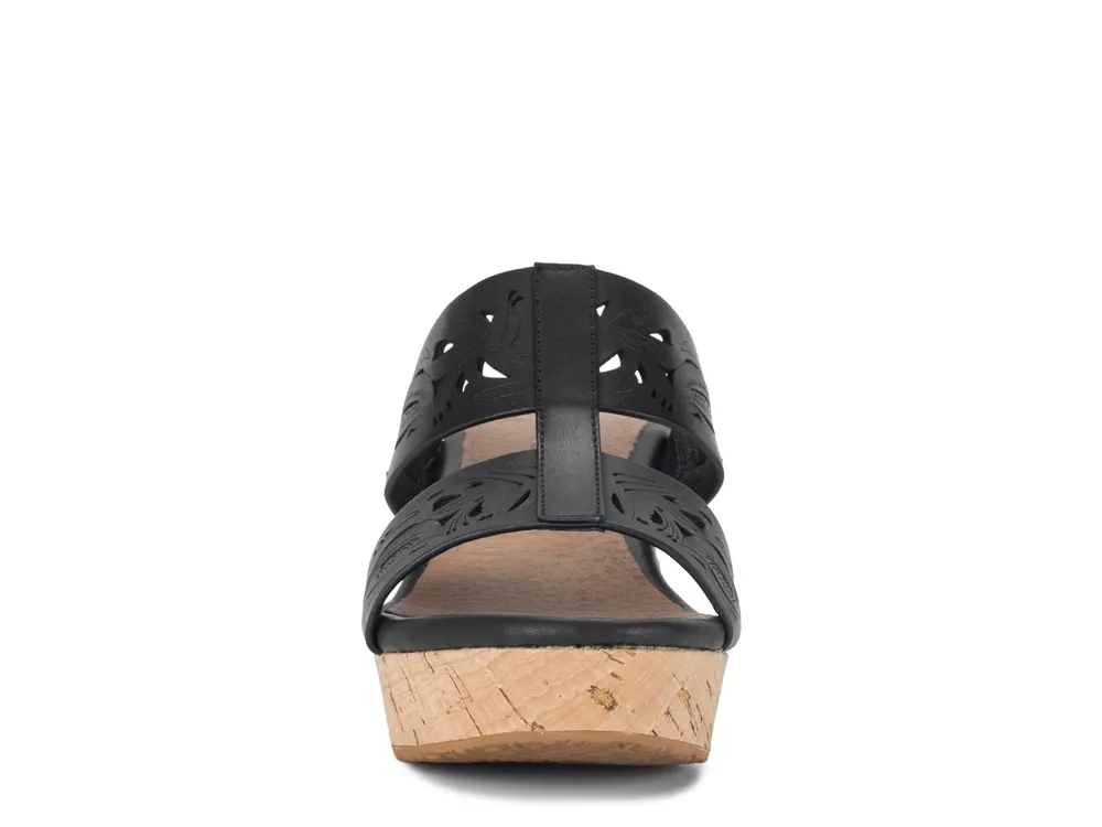 Blenda Platform Sandal