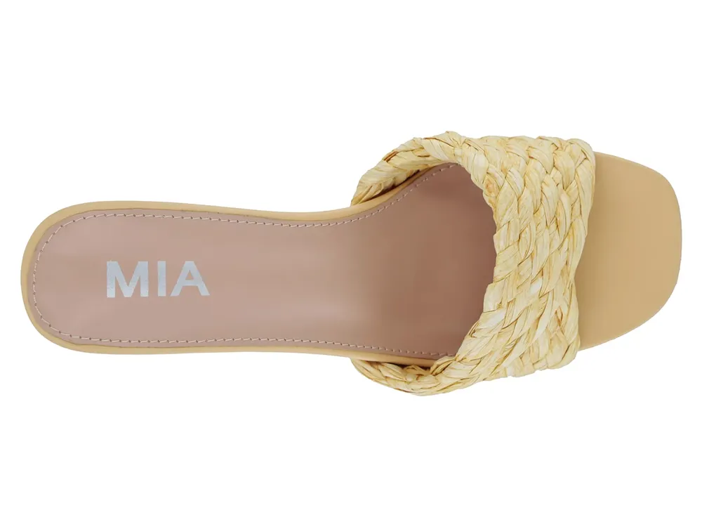 Minna Sandal