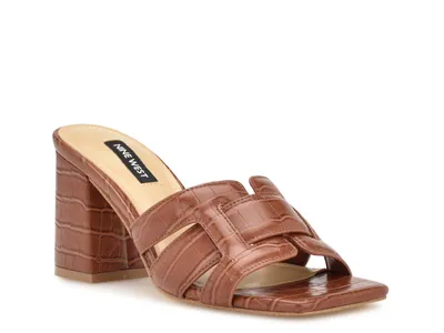 Kaelyn Sandal