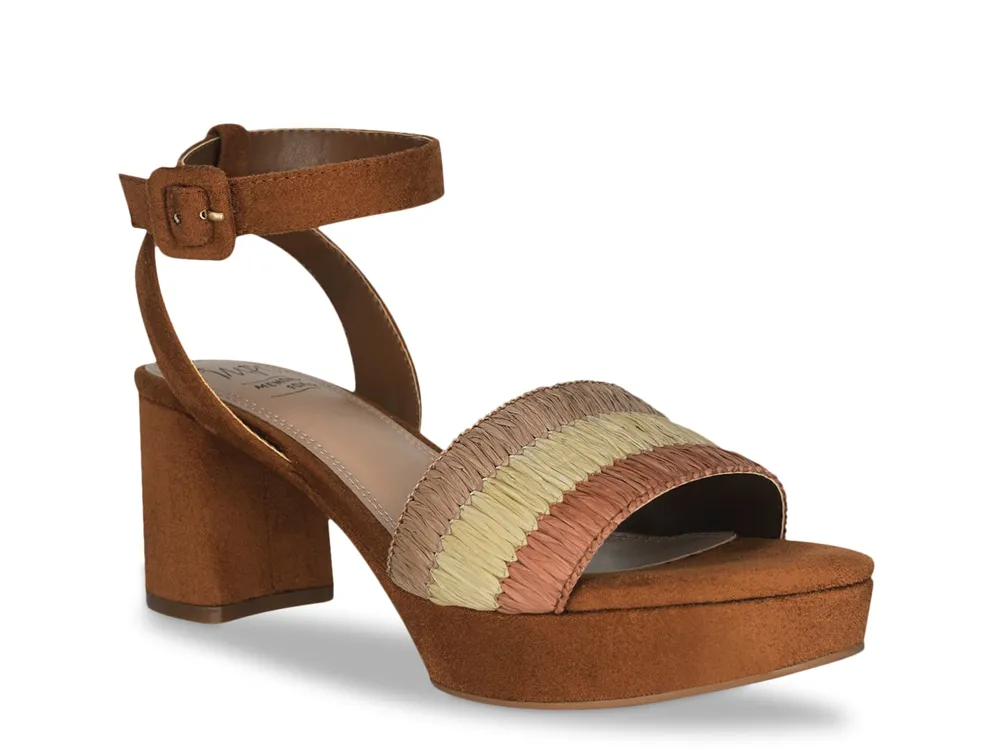 Norann Platform Sandal