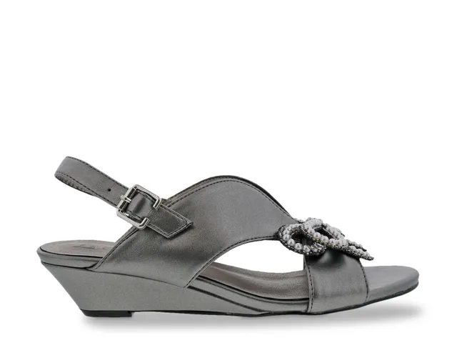 liz claiborne hardie wedge sandals