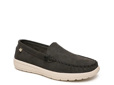 Discover Classic Slip-On