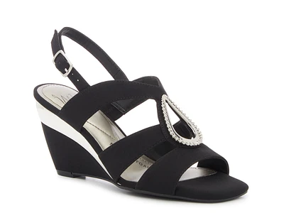 Vilma Wedge Sandal