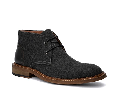 Kenneth Chukka Boot