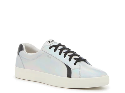 Pursuit Sneaker - Women's
