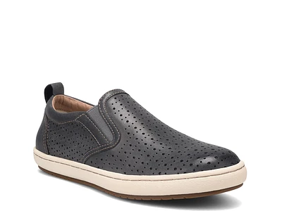 Court Slip-On Sneaker