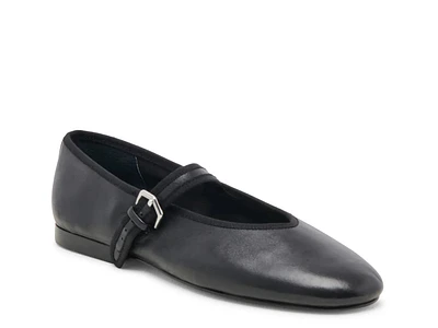 Roslyn Mary Jane Flat