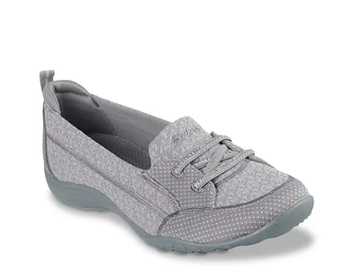 Relaxed Fit Breathe-Easy Holding Line Slip-On
