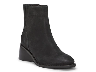 Caddier Bootie