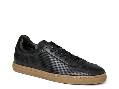 Nate Sneaker