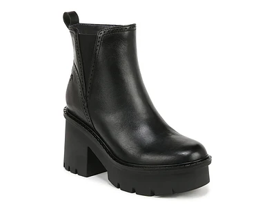 Quest Bootie