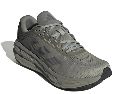 Questar 3.0 Running Shoe