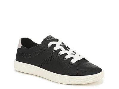 Tanner Sneaker