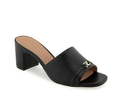 Gela Sandal