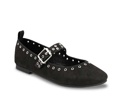 Ulani Mary Jane Flat