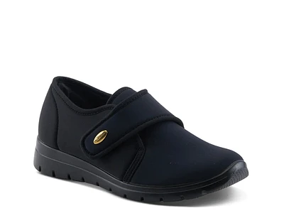 Amay Slip-On