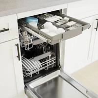 Bosch 44 dBA 800 Series Stainless Top Control Smart Built-In Dishwasher | Electronic Express