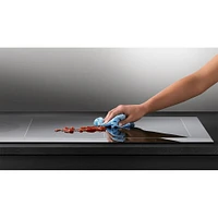 Fisher & Paykel 30 inch Black Glass Induction Cooktop | Electronic Express