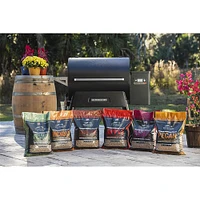 Traeger 20LB Signature Blend Wood Pellets | Electronic Express