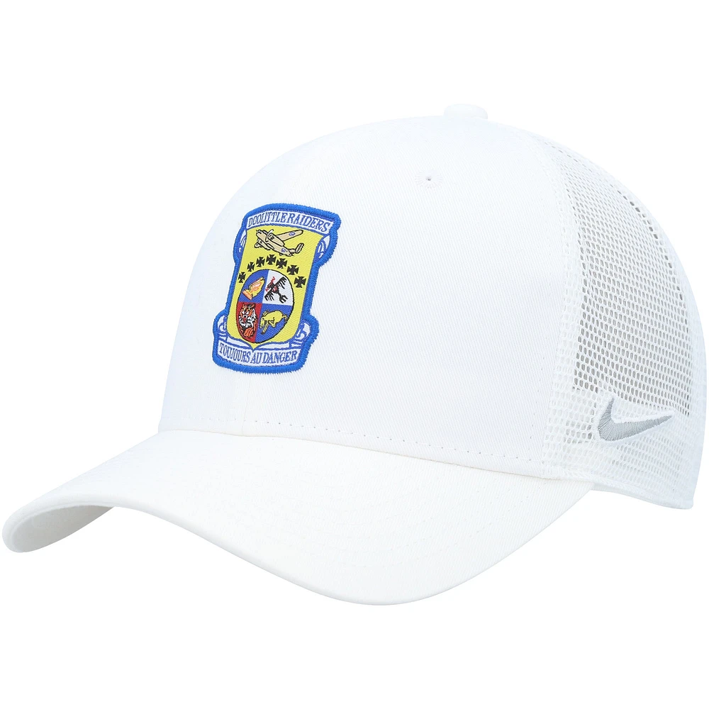 Nike Air Force Falcons Rivalry Classic99 Trucker Casquette ajustable pour homme - Blanc