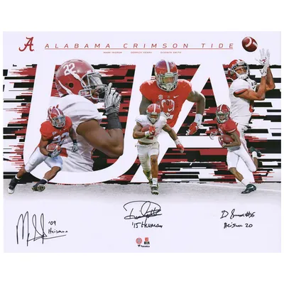 Derrick Henry Alabama Crimson Tide Unsigned White Jersey Running Photograph