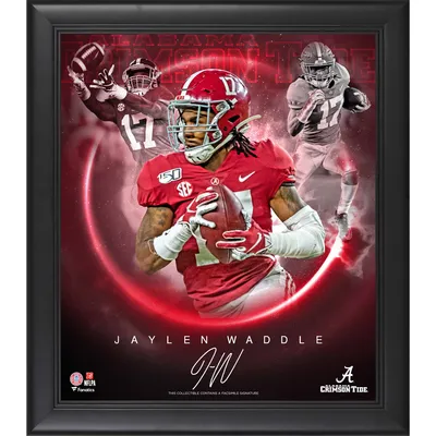 Jaylen Waddle Alabama Crimson Tide Unsigned Downfield Catch