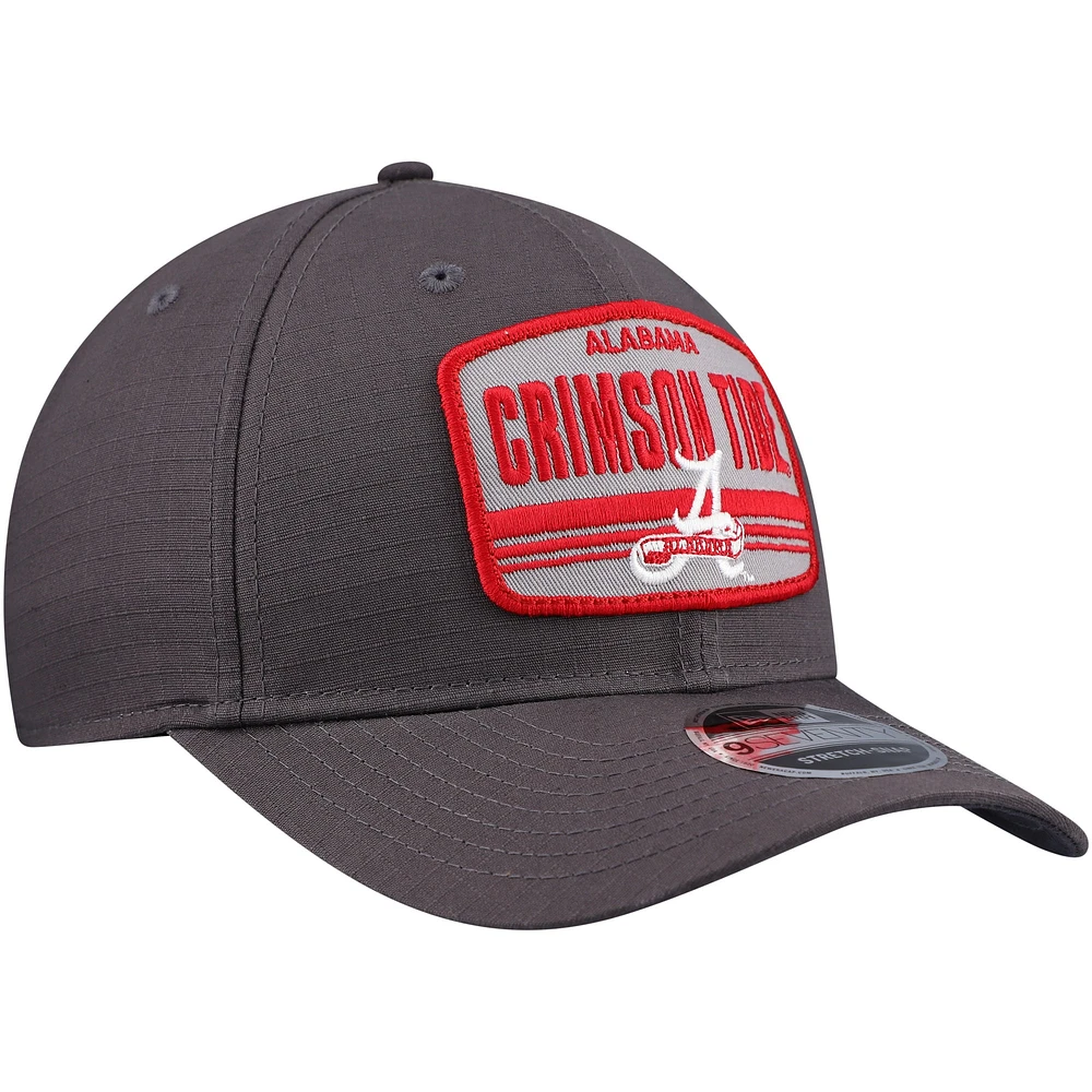 Casquette ajustable extensible à boutons-pression 9SEVENTY Alabama Crimson Tide Team Elevated de New Era pour homme, anthracite