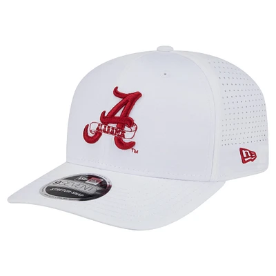 Men's New Era White Alabama Crimson Tide Perform Vault 9SEVENTY Stretch-Snap Hat