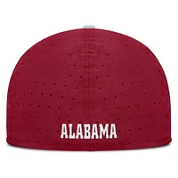 Casquette ajustée Nike Crimson Alabama Tide On-Field Dugout True Performance pour homme