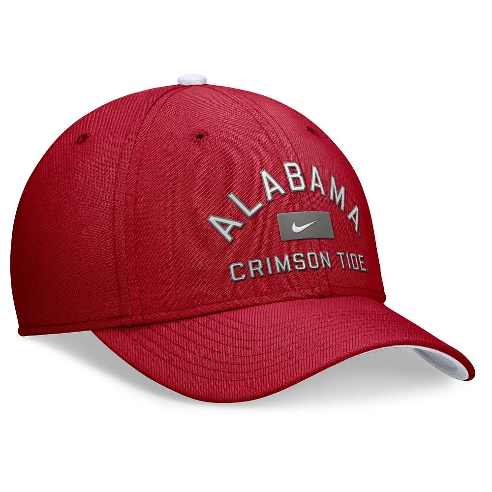 Casquette Nike Crimson Alabama Tide Primetime Rise Swoosh Flex pour homme