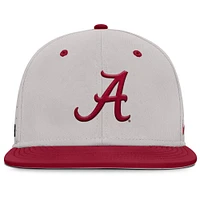 Casquette ajustée True Performance On-Field Dugout Nike grise pour homme Alabama Crimson Tide