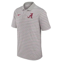 Polo Nike Performance rayé Alabama Crimson Tide Primetime Victory pour homme, couleur étain/blanc