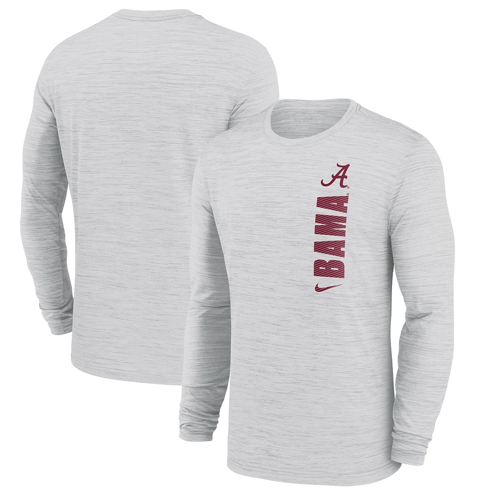 T-shirt à manches longues Nike Alabama Crimson Tide 2024 Sideline Velocity Performance pour homme Blanc