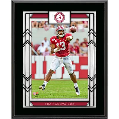 Tua Tagovailoa Alabama Crimson Tide Unsigned Red Jersey Throwing Photograph