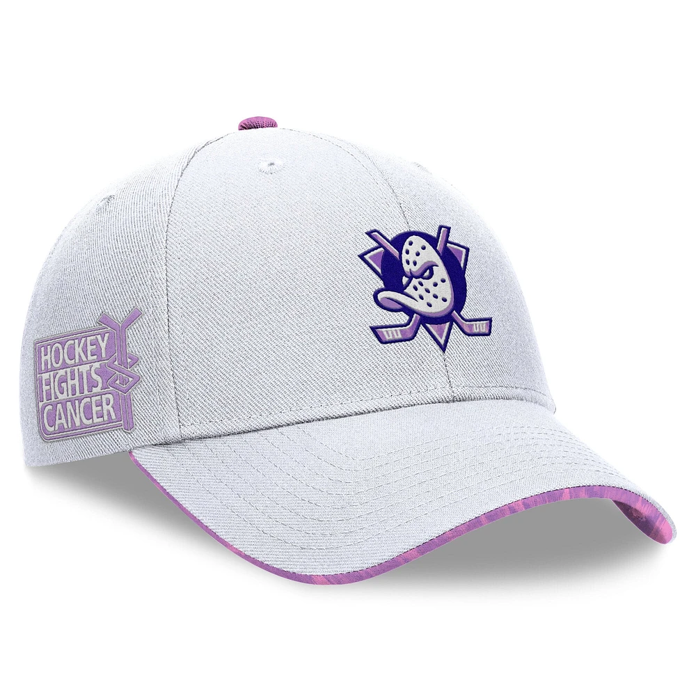 Casquette ajustable authentique Pro Hockey Fights Cancer des Anaheim Ducks Fanatics pour hommes