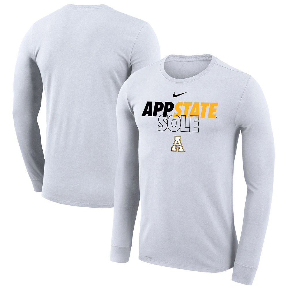 T-shirt à manches longues Nike Appalachian State Mountaineers 2023 On Court Bench blanc