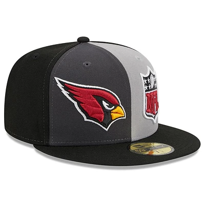 Casquette ajustée 59FIFTY Sideline des Cardinals de l'Arizona 2023 New Era pour homme, gris/noir