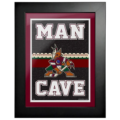 Coyotes de l'Arizona - Oeuvre encadrée Man Cave 12'' x 16''