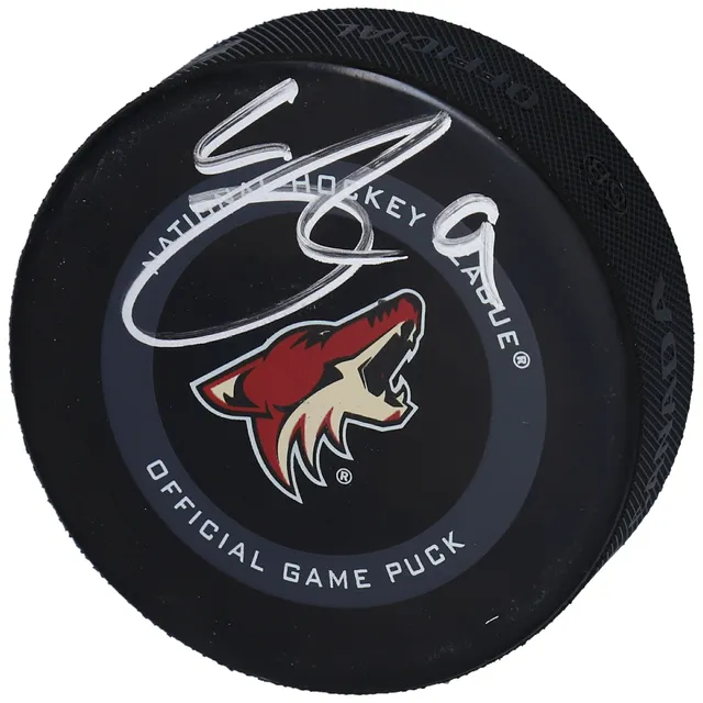 https://cdn.mall.adeptmind.ai/https%3A%2F%2Fimages.footballfanatics.com%2Farizona-coyotes%2Fclayton-keller-arizona-coyotes-autographed-2019-model-official-game-puck_pi3752000_ff_3752697-b5a1d22affd8c9fde7e6_full.jpg%3F_hv%3D2_640x.webp