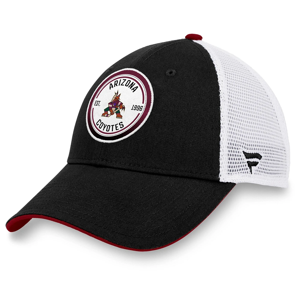 Men's Fanatics  Black/White Arizona Coyotes Iconic Gradient Trucker Snapback Hat