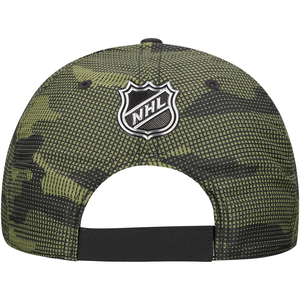 Casquette ajustable authentique Pro Military Appreciation de Fanatics Black Arizona Coyotes pour hommes