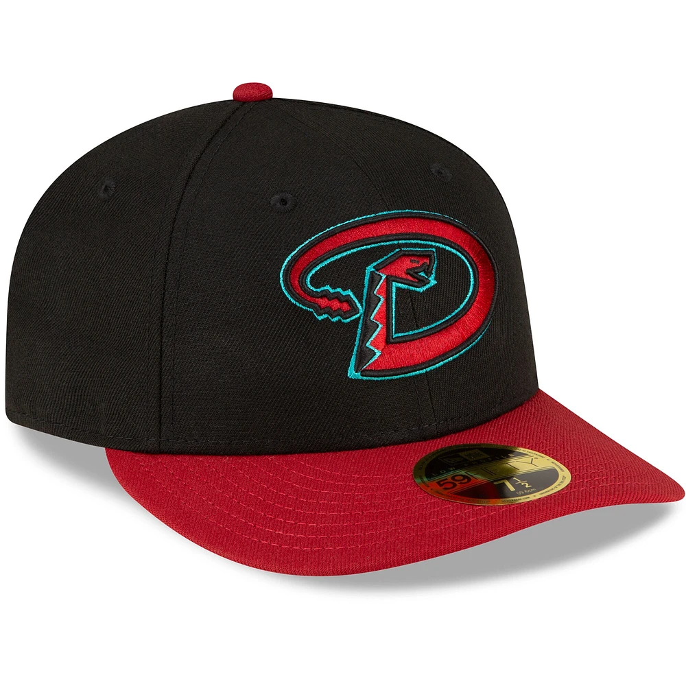 Casquette ajustée 59FIFTY On-Field Low Profile New Era pour hommes, noir/rouge, Arizona Diamondbacks Road Authentic Collection